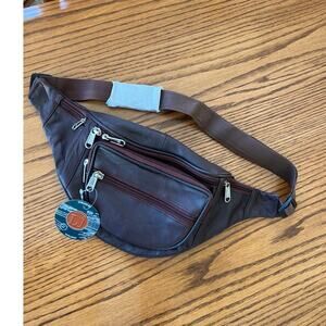 Li leather Belt Bag, Fanny Pack, Unisex, Brown NWT Style 218